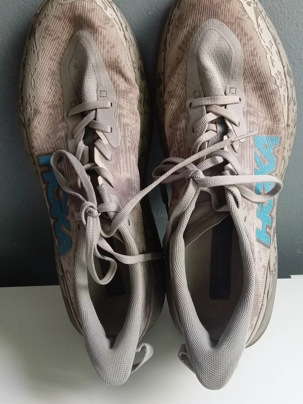 Hoka‎ Zinal Trail Running Shoes Taupe Blue Vibram Megagrip Mens Sneakers